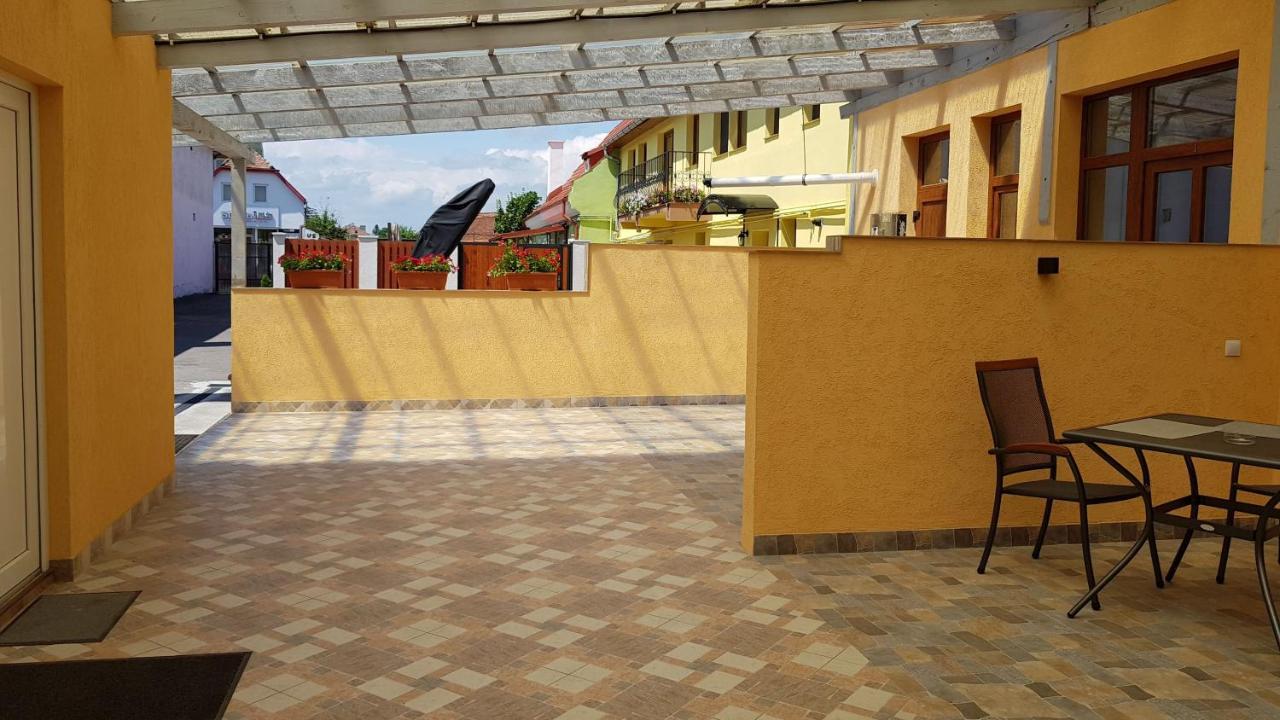 Resting House Hotel บราชอฟ ภายนอก รูปภาพ